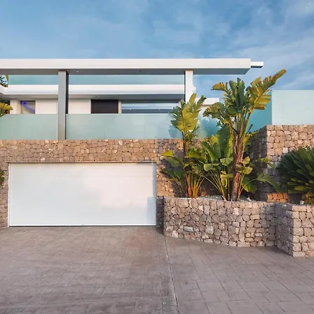 Cielo Villa